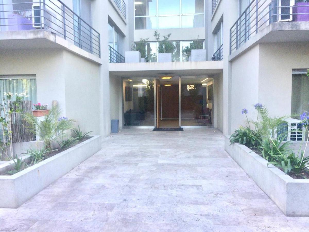 Departamento Alassio Tigre Luaran gambar