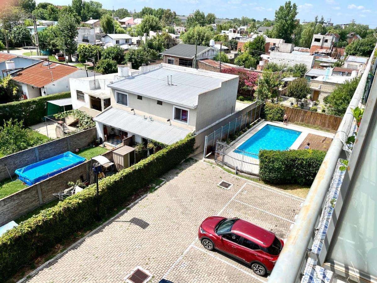 Departamento Alassio Tigre Luaran gambar