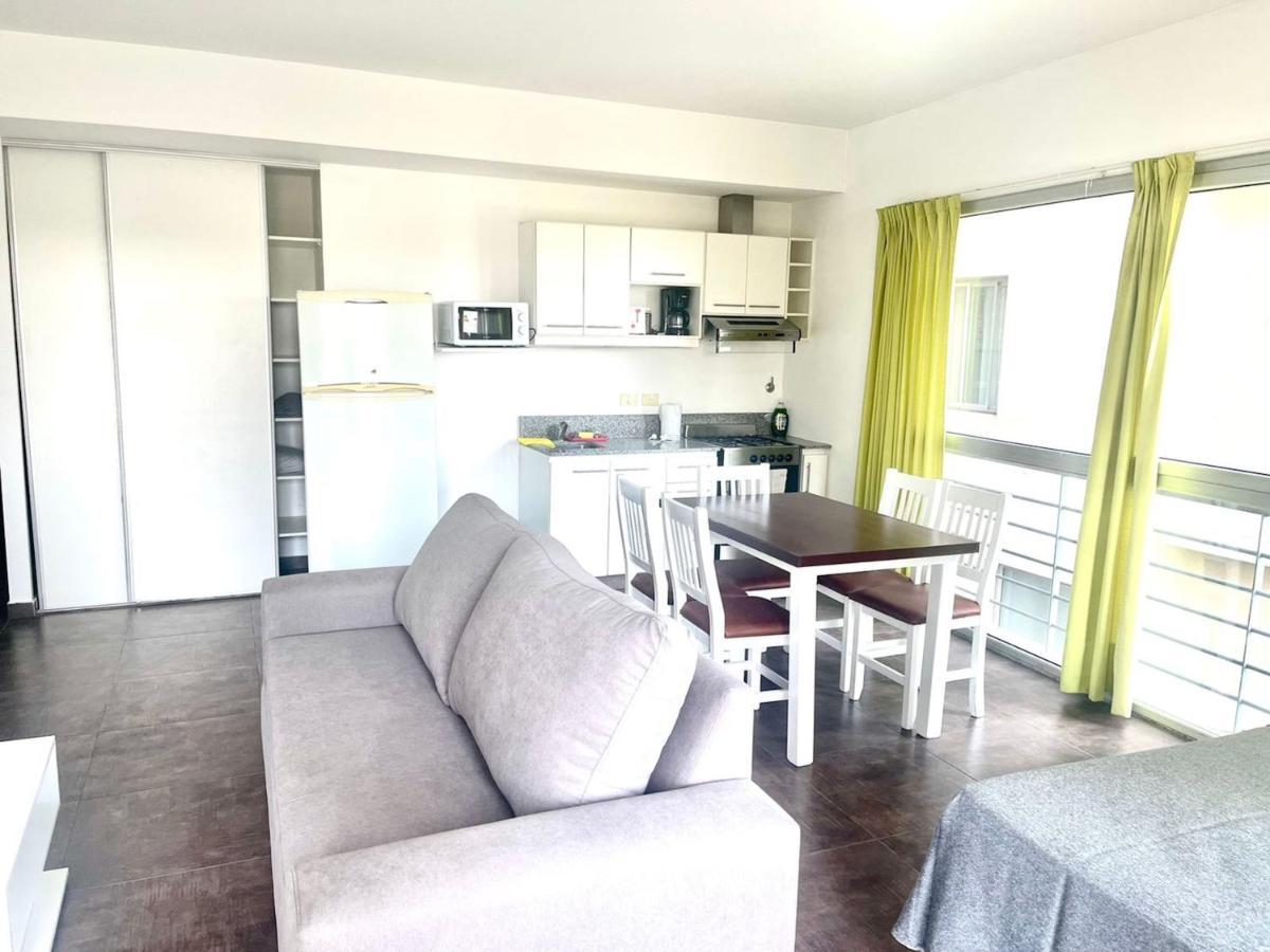 Departamento Alassio Tigre Luaran gambar