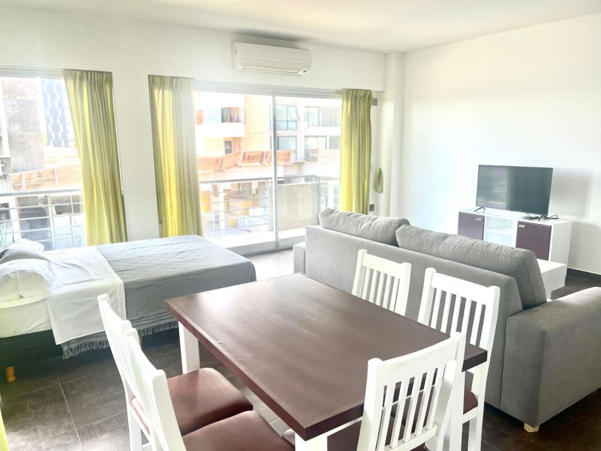 Departamento Alassio Tigre Luaran gambar