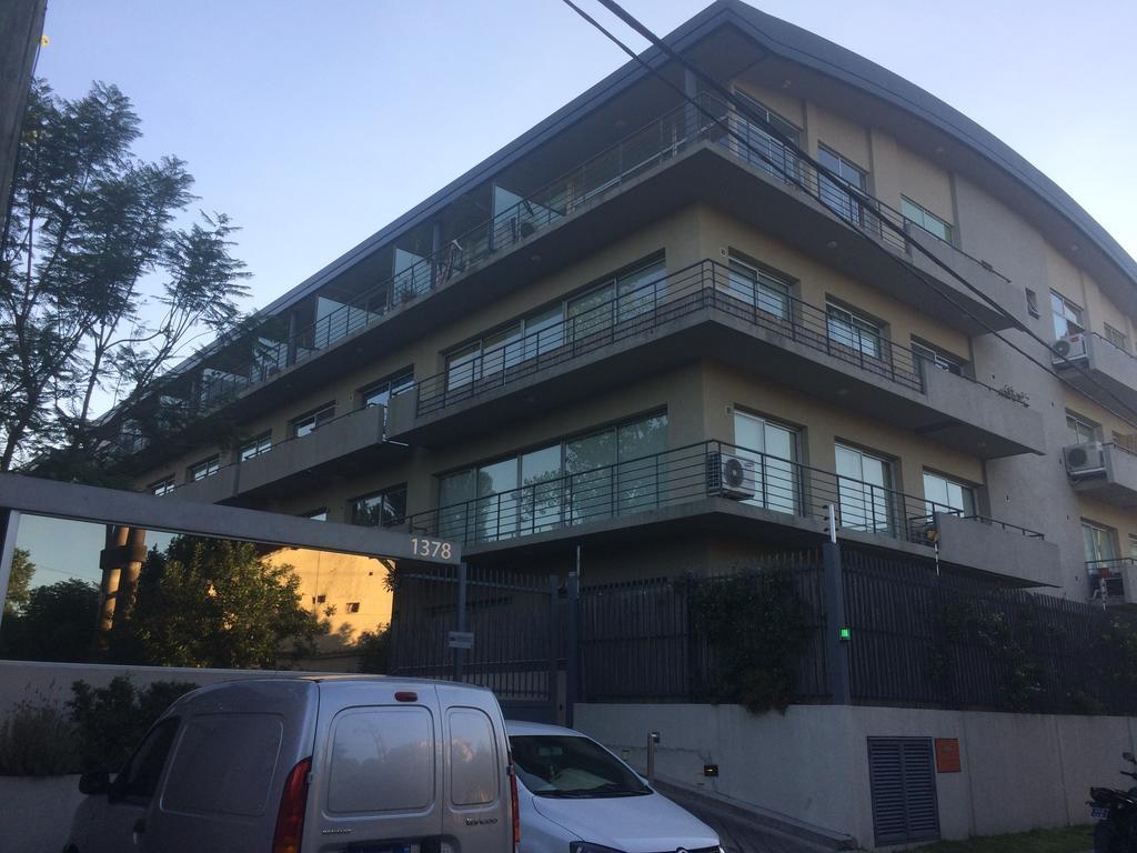 Departamento Alassio Tigre Luaran gambar